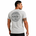Modelo usando Playera RVG™ Honor gris – Streetwear de artes marciales México
