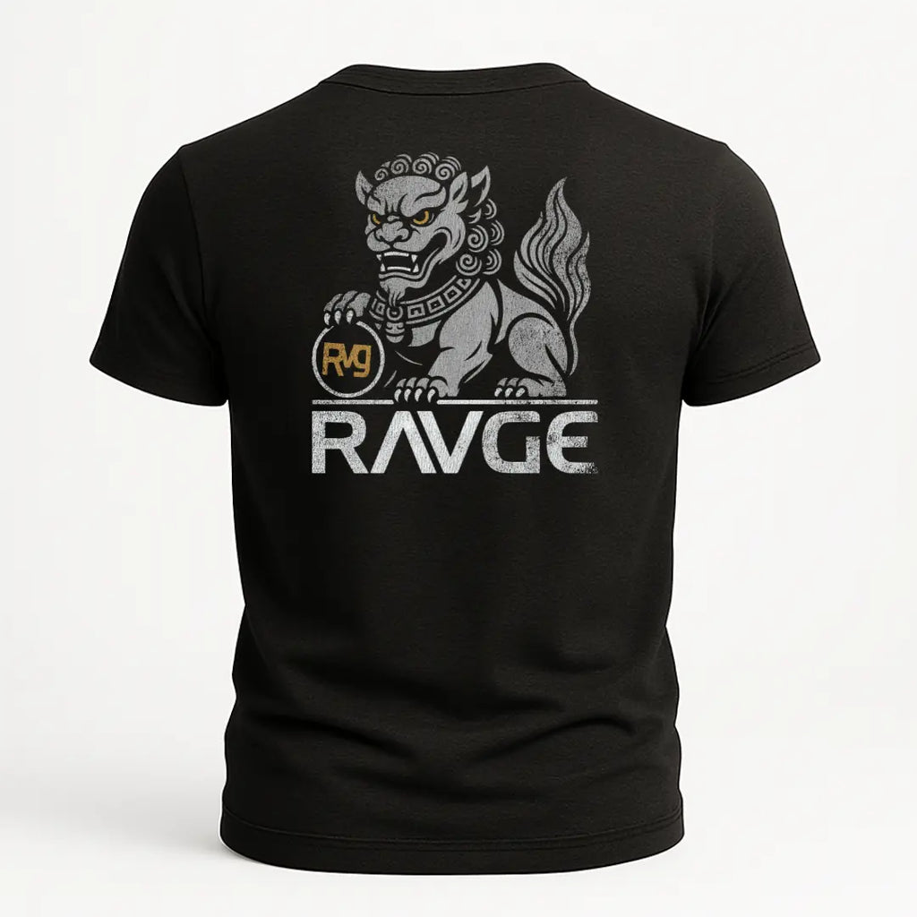 Playera negra RAVGE Lion Fu con grafico en espalda y logo RVG, disenada para uso urbano y entrenamiento.