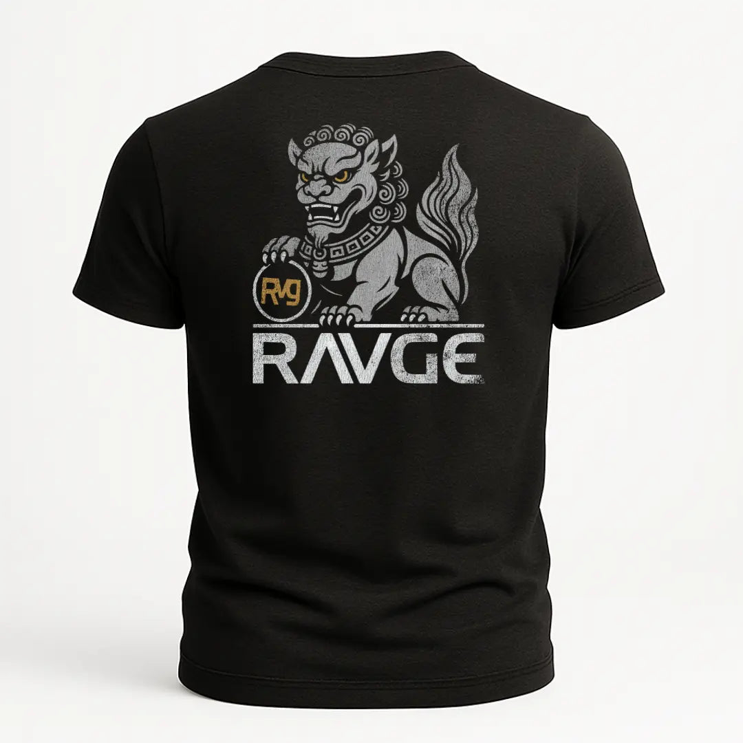Playera negra RAVGE Lion Fu con grafico en espalda y logo RVG, disenada para uso urbano y entrenamiento.