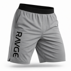 Short RAVGE color gris titanium con logo RVG, largo 17 pulgadas, disenado para entrenamiento, artes marciales y uso deportivo.